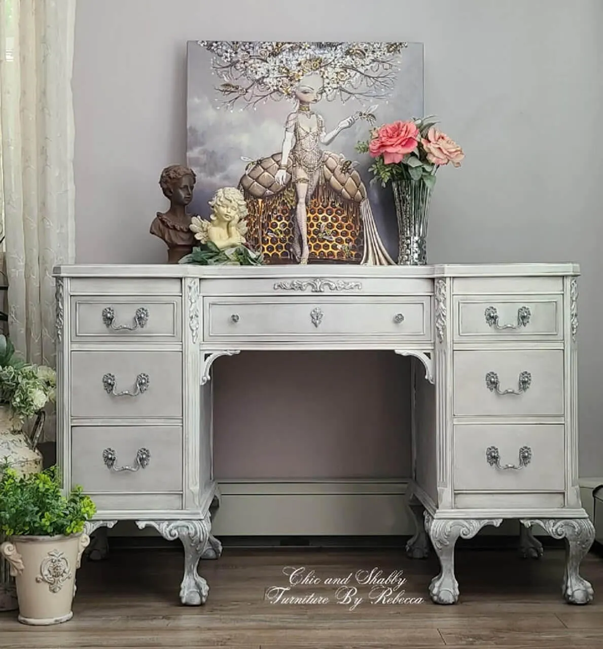 Dixie Belle Fluff Chalk Paint